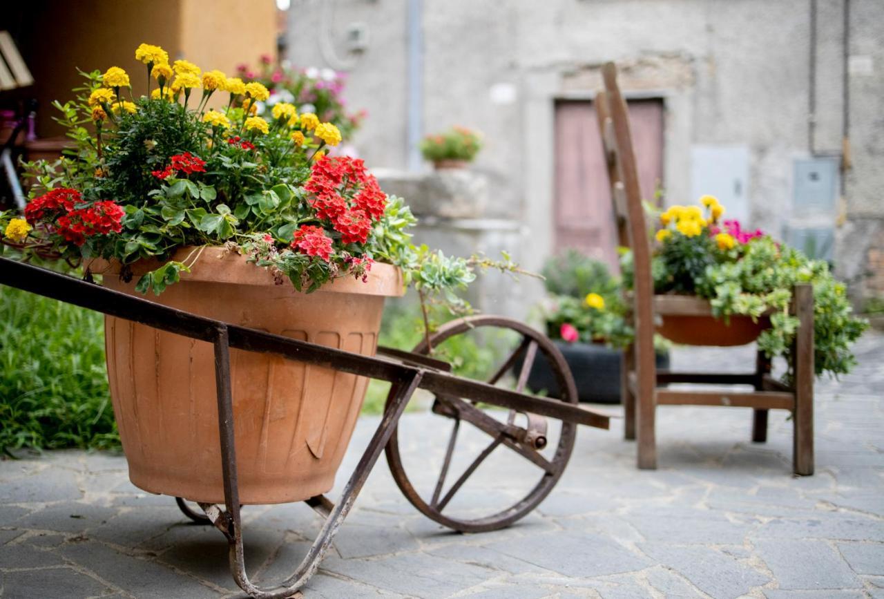 Borgo Antico Roccalvecce Exterior foto